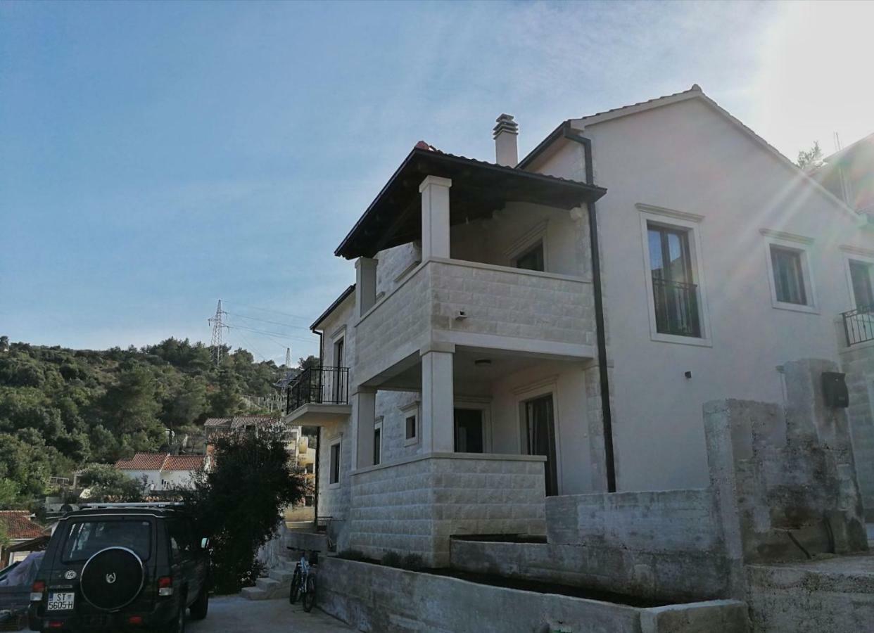 Apartmani Marijana Постира Экстерьер фото